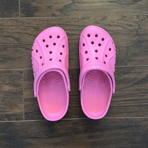 NEW pink crocs